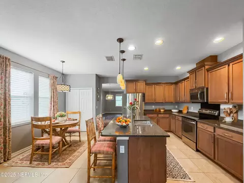 11353 Emilys Crossing Ct, Jacksonville, FL 32257