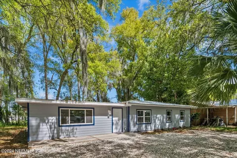 2812 Lane St, Palatka, FL 32177