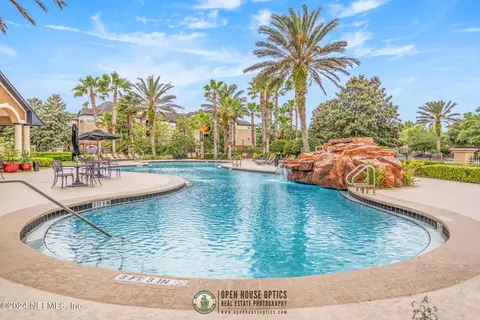 10961 Burnt Mill Rd #432, Jacksonville, FL 32256