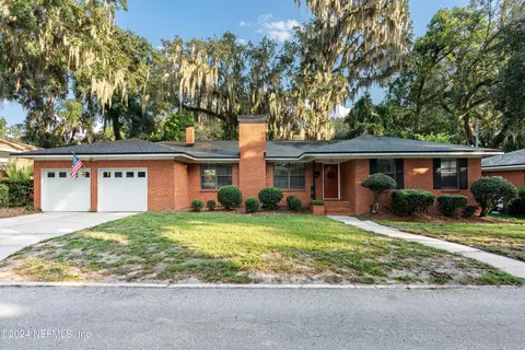 1362 Riverbirch Ln, Jacksonville, FL 32207