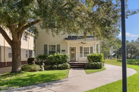 3704 Chasing Falls Rd, Orange Park, FL 32065
