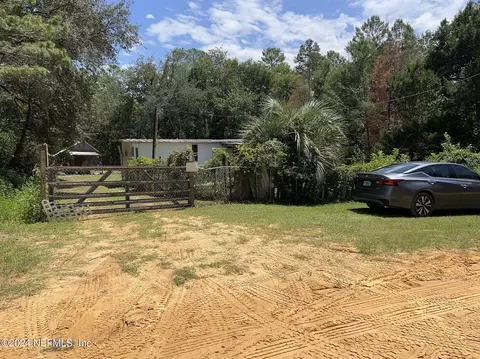 216 Norman Avenue Ave, Interlachen, FL 32148