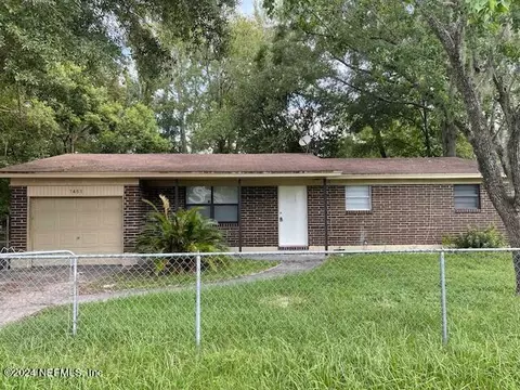 7451 Melvin Rd, Jacksonville, FL 32210