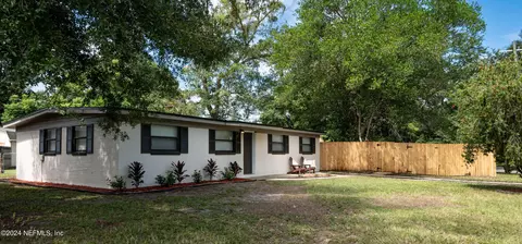 7578 Ridgeway Rd N, Jacksonville, FL 32244