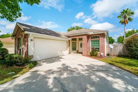 3821 Tallcott Dr, Jacksonville, FL 32246