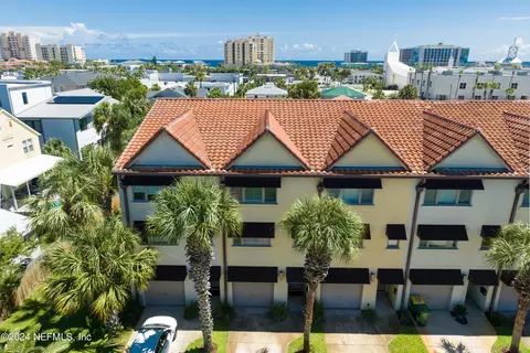 445 8th Ave N #E, Jacksonville Beach, FL 32250
