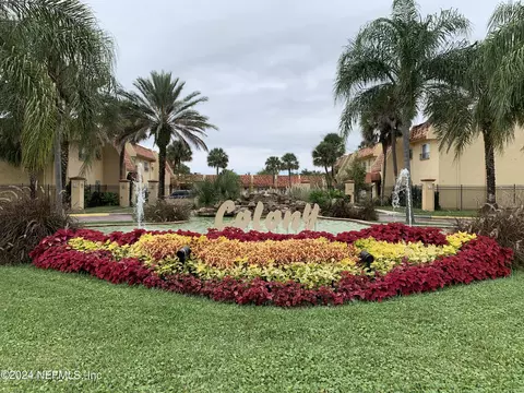 3864 La Mirada Dr N #5, Jacksonville, FL 32217