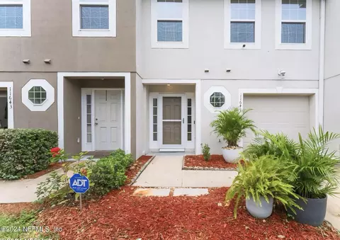 11641 Hickory Oak Dr, Jacksonville, FL 32218