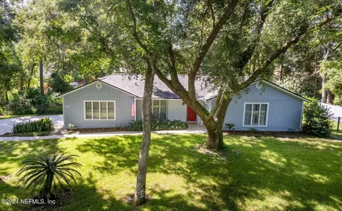 256 Riverwood Dr, Fleming Island, FL 32003