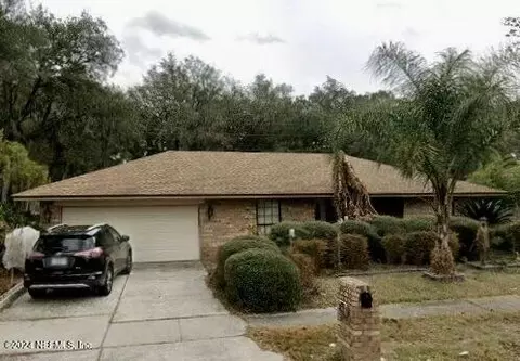 6291 Cranberry Ln E, Jacksonville, FL 32244