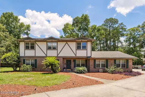 2998 Bernice Ct, Jacksonville, FL 32257