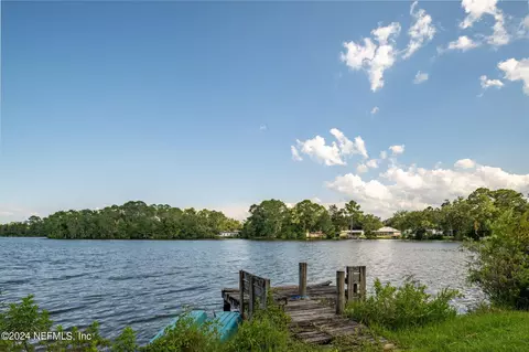 120 Boll Green Dr, Interlachen, FL 32148