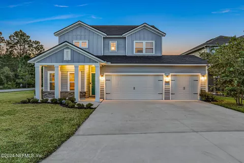 1136 Laurel Valley Dr, Orange Park, FL 32065