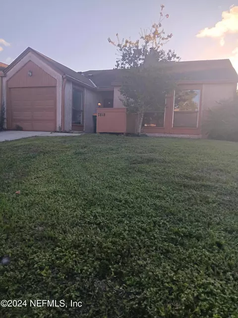 7818 Fawn Hill Ct, Jacksonville, FL 32256