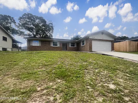 1615 Oak Ridge Dr W, Jacksonville, FL 32225