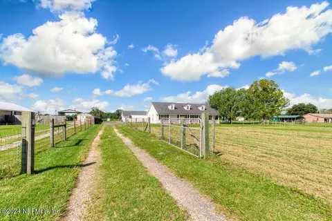 4457 River Rd, Hilliard, FL 32046