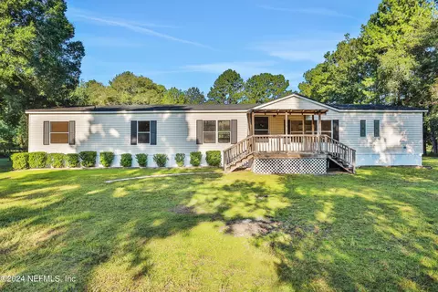 2406 Gladiolus Ave, Middleburg, FL 32068