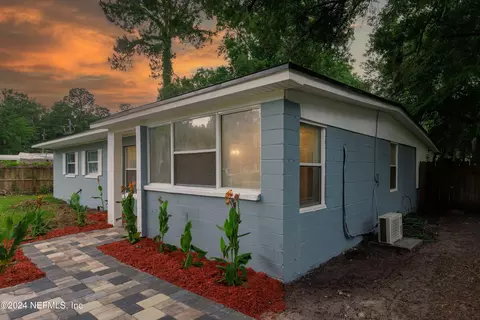 2948 Brackridge Boulevard Blvd E, Jacksonville, FL 32216