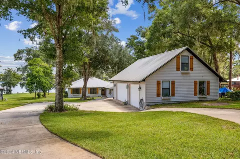8469 Lilly Lake Rd, Melrose, FL 32666