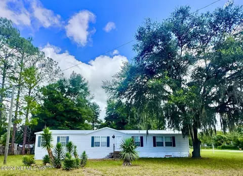 2200 Kin St, Interlachen, FL 32148