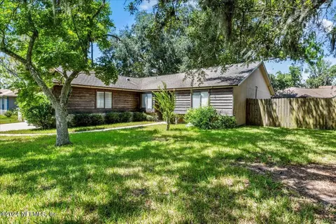 2224 Felucca Dr, Middleburg, FL 32068