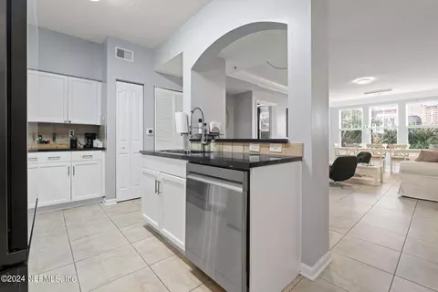 10435 Midtown Pkwy #324, Jacksonville, FL 32246