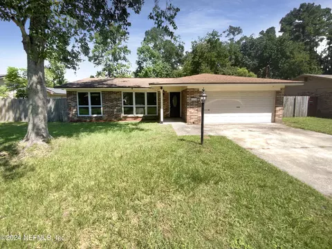 1529 Bay Cir E, Orange Park, FL 32073