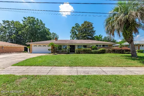 8182 Alderman Rd, Jacksonville, FL 32211