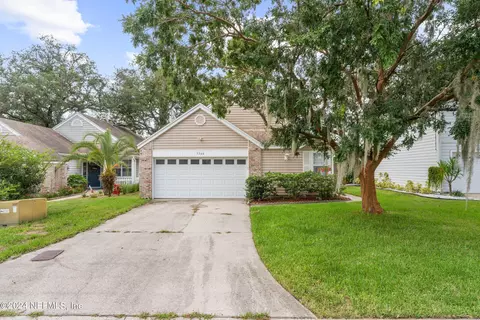 7760 Lynchburg Ct E, Jacksonville, FL 32277