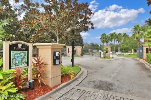 10961 Burnt Mill Rd #323, Jacksonville, FL 32256