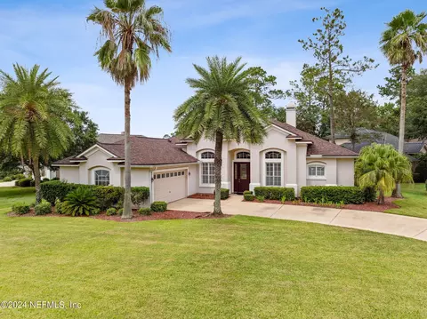 1594 Sailmaker Ln, Fleming Island, FL 32003