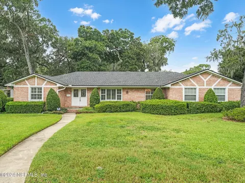 3844 Colony Cove Trl, Jacksonville, FL 32277