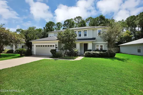 1316 Dunns Lake Dr, Jacksonville, FL 32218