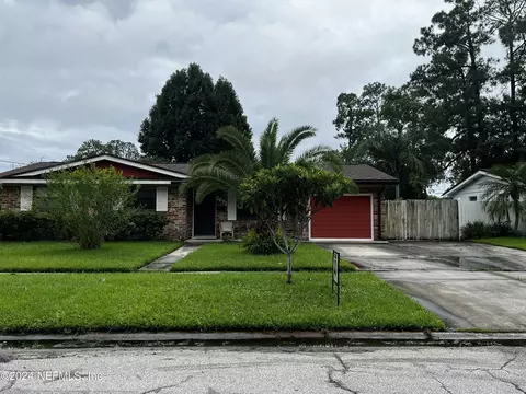 5672 Sabena Rd, Jacksonville, FL 32207