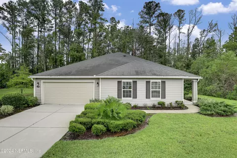 5150 Angel Lake Dr, Jacksonville, FL 32218