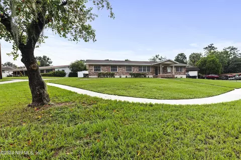 1185 Knoll Dr S, Jacksonville, FL 32221