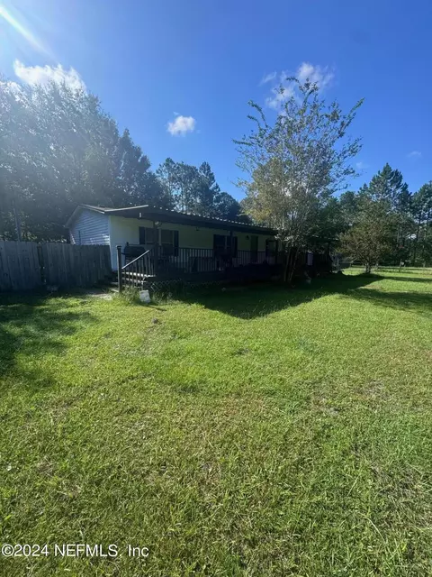 5595 Pronghorn Cir, Middleburg, FL 32068