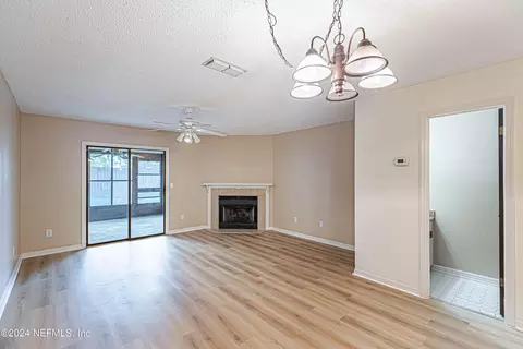 85 Debarry Ave #1055, Orange Park, FL 32073