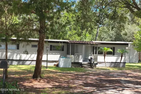 104 Albany Ct, Satsuma, FL 32189