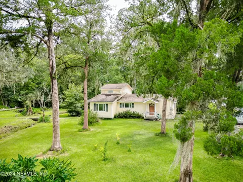 233 Knight Boxx Rd, Middleburg, FL 32068