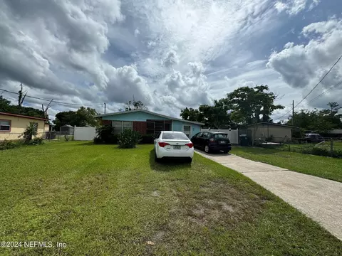 10718 Majuro Dr, Jacksonville, FL 32246