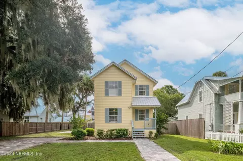 611 Kirby St, Palatka, FL 32177
