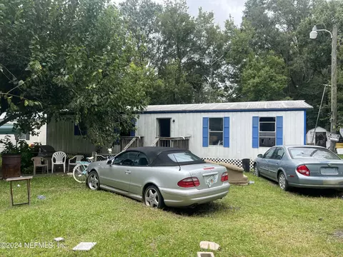 1193 Crum St, Starke, FL 32091