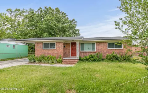 5246 Devron Dr, Jacksonville, FL 32209 photo 1