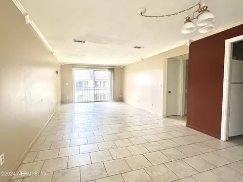 1631 El Prado Rd #4, Jacksonville, FL 32216