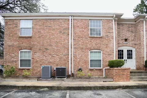 5201 Atlantic Blvd #137, Jacksonville, FL 32207