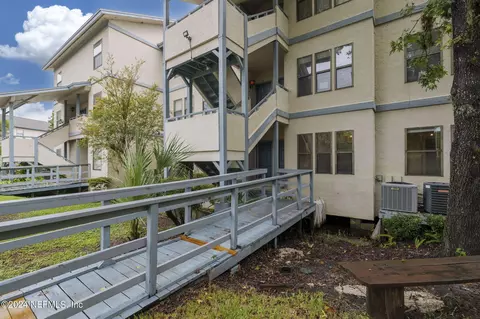 5615 San Juan Ave #204, Jacksonville, FL 32210