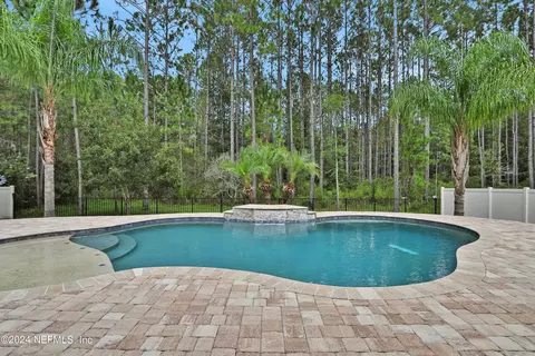 1983 Bridgewood Dr, Orange Park, FL 32065