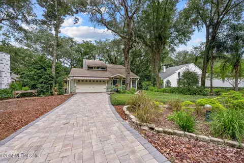 477 Saturiba Dr, Atlantic Beach, FL 32233