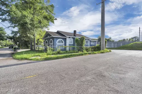 2138 Tilden St, Jacksonville, FL 32206